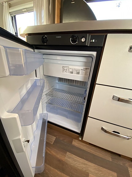 Weinsberg 390 QD Truma Ultraheat Lufttält 12 of 17
