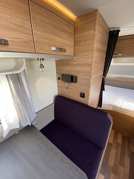 Weinsberg 390 QD Truma Ultraheat Lufttält 16 of 17