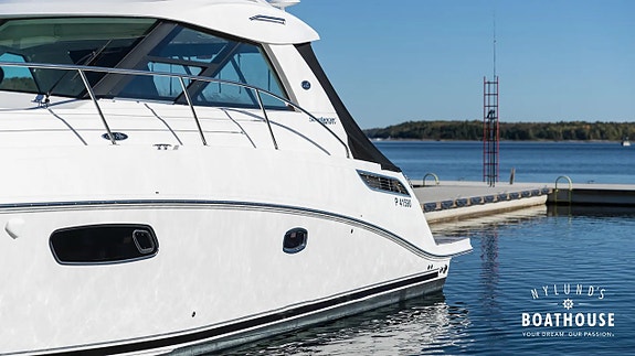 Sea Ray 450 Sundancer | 2x Cummins QSB480 3 of 5