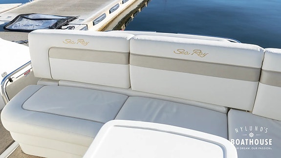 Sea Ray 450 Sundancer | 2x Cummins QSB480 10 of 30