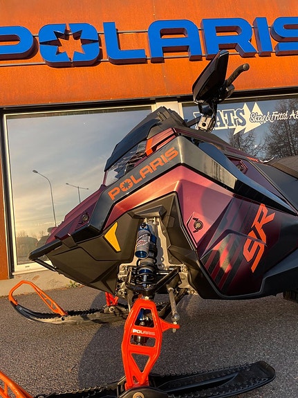 Polaris 9R Switchback ASSAULT 146 DEMO 2 of 6