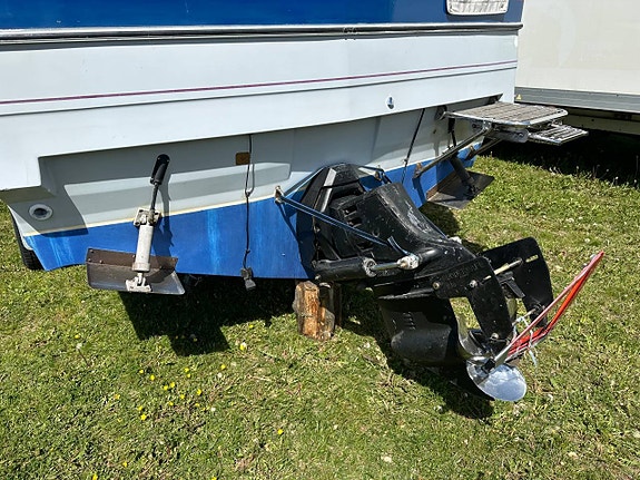 Bayliner 2150 V8 Ciera Sunbridge -89 2 of 9