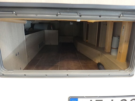 Bürstner T 569 "Dubbelsäng"2xAC"Endast 5,7 m" 14 of 19