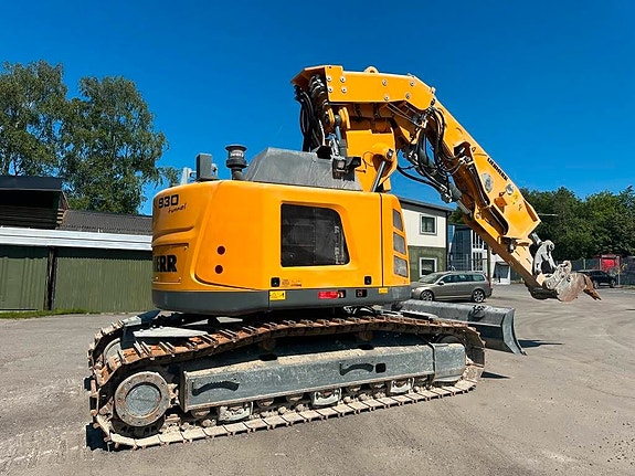 Liebherr R 930 G6 Tunnel 3 of 9