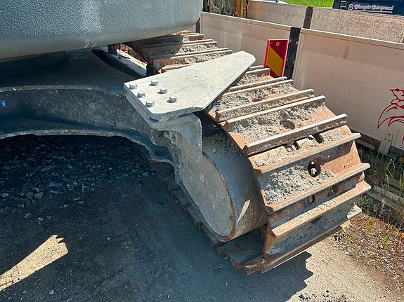 Liebherr R 930 G6 Tunnel 8 of 9