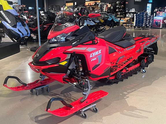Lynx Xterrain RE 3700