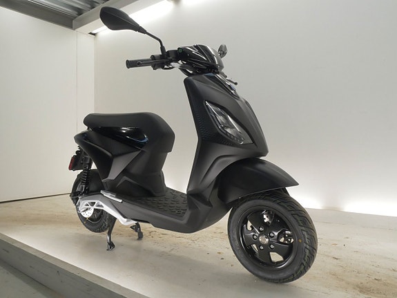 Piaggio 1 Activ El-MC 60KM/H 2 of 3
