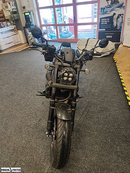 Honda CMX 1100 DCT REBEL 2 of 13