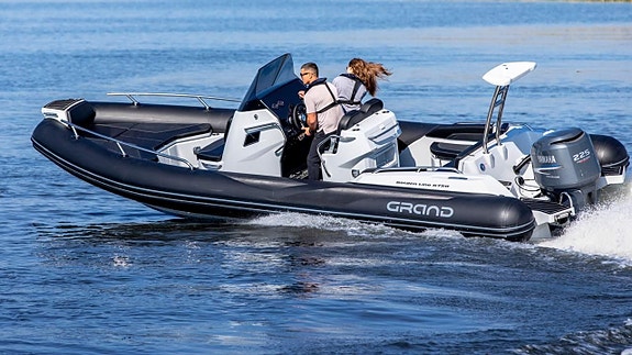 Grand GL 750 BE -24 Mercury F250 XL DTS V-8 11 of 30