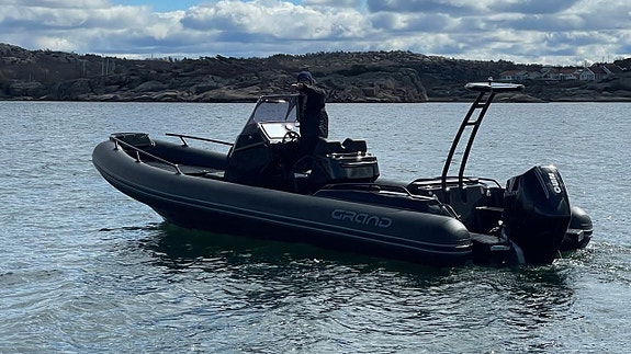 Grand GL 750 BE -24 Mercury F250 XL DTS V-8 23 of 30