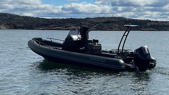 Grand GL 750 BE -24 Mercury F250 XL DTS V-8 21 of 30