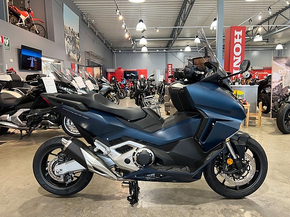 Honda NSS750 Forza 2 of 5