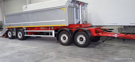 KOLSTAD bygger i hel aluminium från FERRUZ