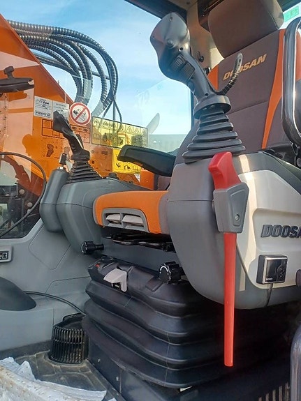 Doosan DX 235 LCR -5 , Uthyres 9 of 18