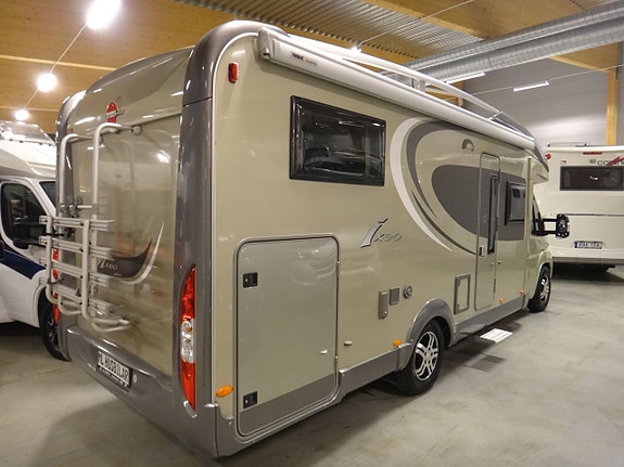 Bürstner Ixeo Plus 726 "Enkelsängar " Stort garage " AC " 6 of 23