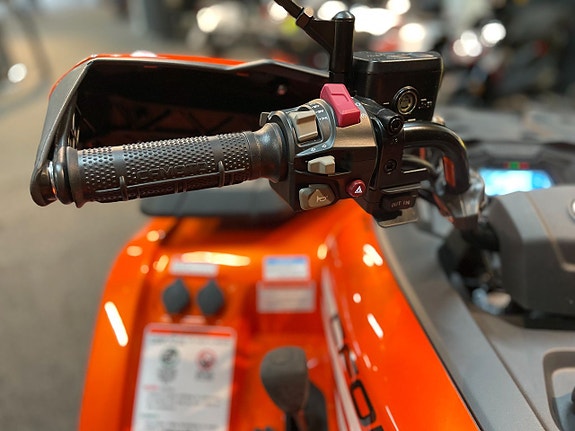 CFMOTO C Force 520 Lava Orange | Kör på väg med B-körkort! 9 of 11