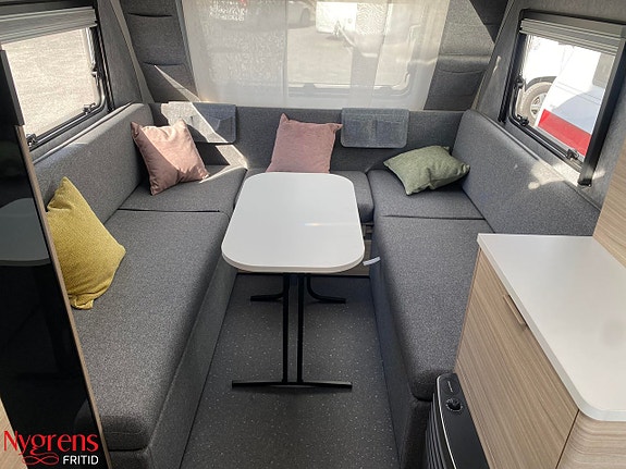 Adria Altea 362 LH, Smidig och lätt husvagn med långbäddar 5 of 16