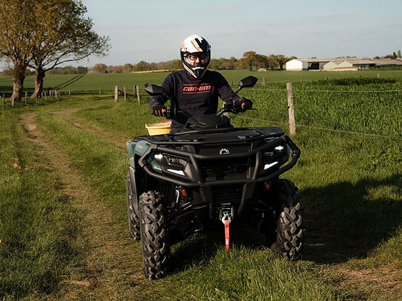 Can-Am KAMPANJ Outlander PRO XU HD7 T3B 3 of 20