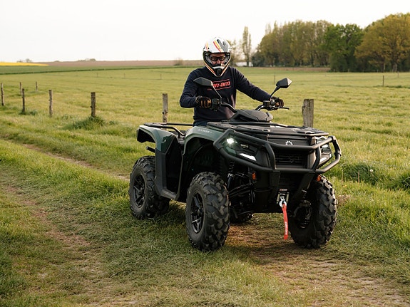 Can-Am KAMPANJ Outlander PRO XU HD7 T3B 10 of 20