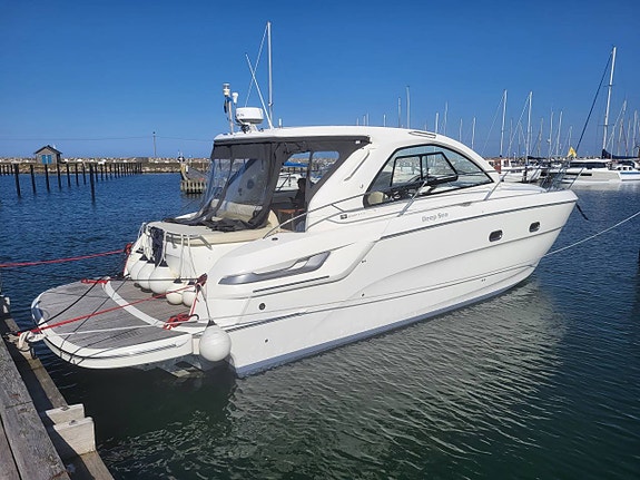Bavaria 38 Sport HT 3 of 5