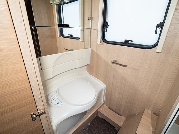 Adria ADORA 753 UC *Queenbädd *ALDE 13 of 20