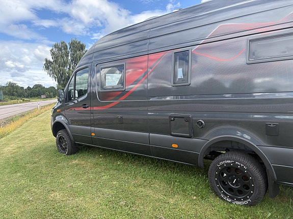 Kabe Travel Master Van 690 LB 3 of 21