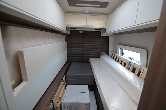 Kabe Travel Master Van 690 LB 21 of 21