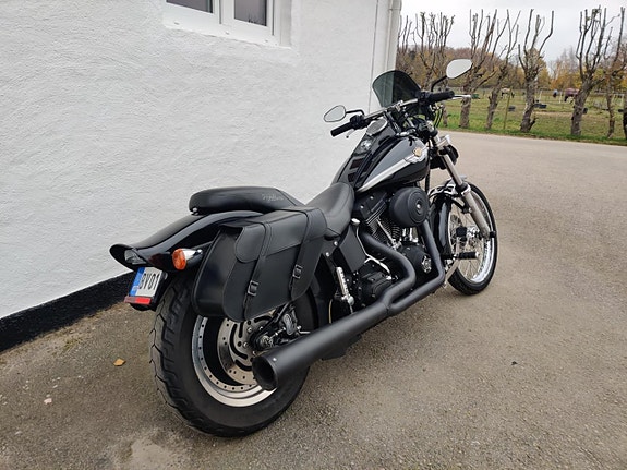 Harley-Davidson Night Train FXSTBI 100th Anniversary 6 of 15