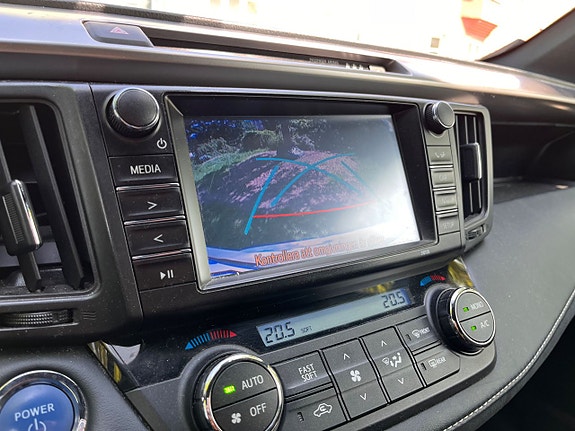 Toyota RAV4 13 of 13