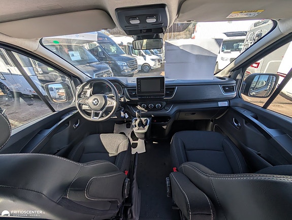 Adria Adria Active Pro - Lättkörd plåtis med automat, värmare & pop-up tak 19 of 21