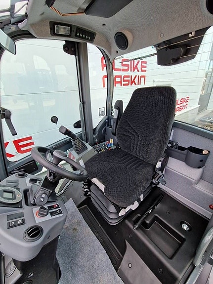 Wacker Neuson WL52 "Black Edition" 4 of 5
