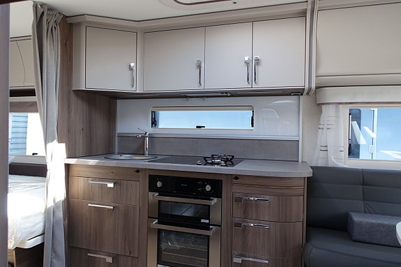 Kabe Imperial 630 TDL KS 4 of 21