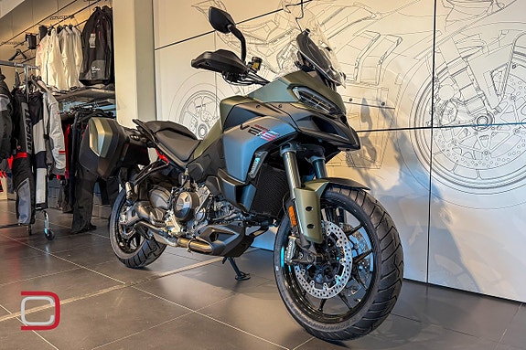 Ducati Multistrada V2 S Travel 2 of 3