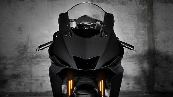 Yamaha R6 RACE 2 of 5