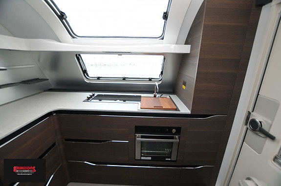 Adria Alpina 753 HK (AC och 30 fria campingnätter ingår 10 of 15