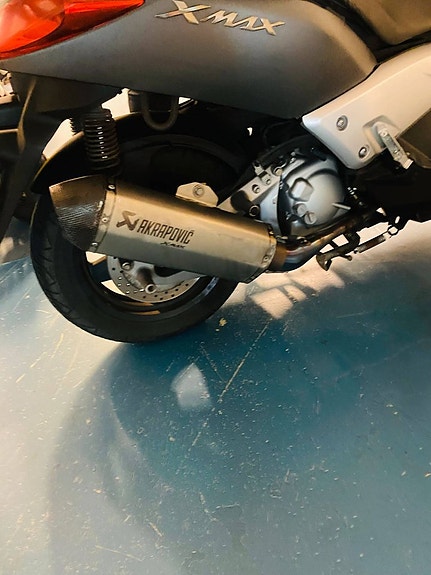Yamaha X-Max 250 ABS 5 of 6