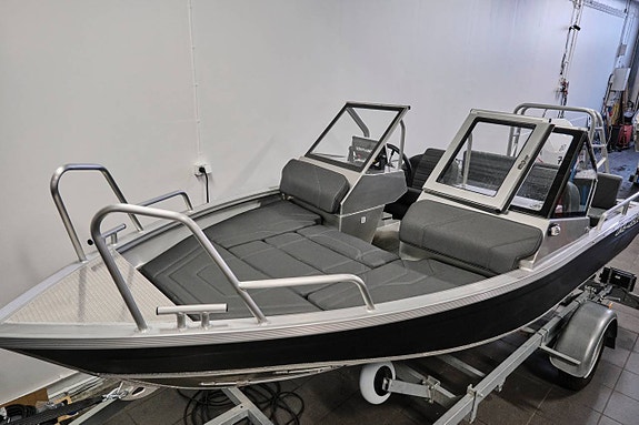 UMS Boats 485DC - 5 METERS UKRAINSK  VÄRSTING 8 of 12