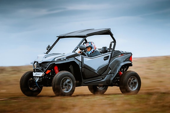 CFMOTO ZFORCE 950 SPORT 8 of 19