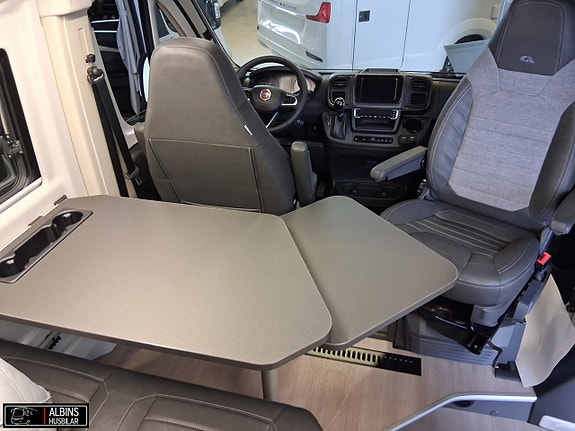 Adria Twin Sports 640 SGX / Automat 9 of 21