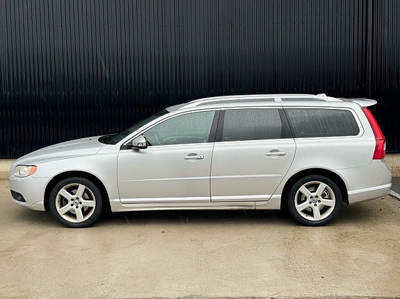 Volvo V70 5 of 19