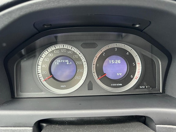 Volvo V70 9 of 19