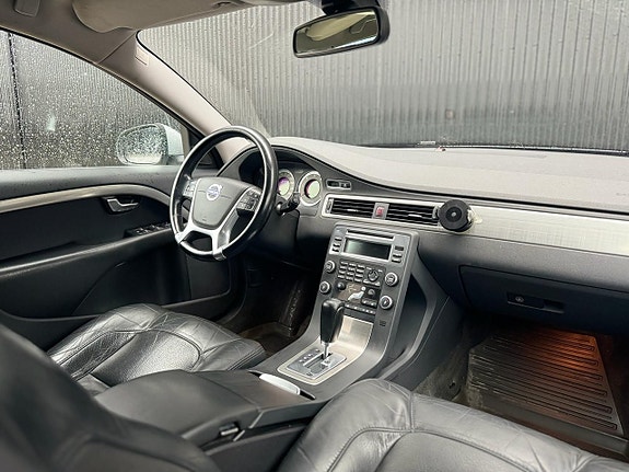 Volvo V70 18 of 19