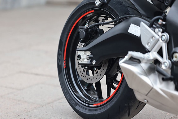 CFMOTO 675 SR-R | Aerolight Grey | RÄNTEFRITT 15 of 21