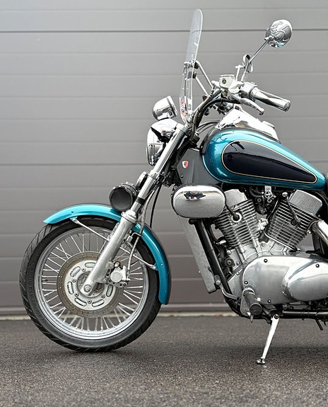 Kawasaki VN1500 2 of 14