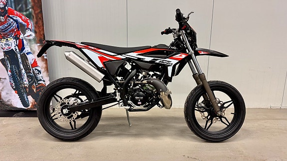 Beta RR 50 Motard Black Moped / KAMPANJ 2,95% ränta 2 of 5