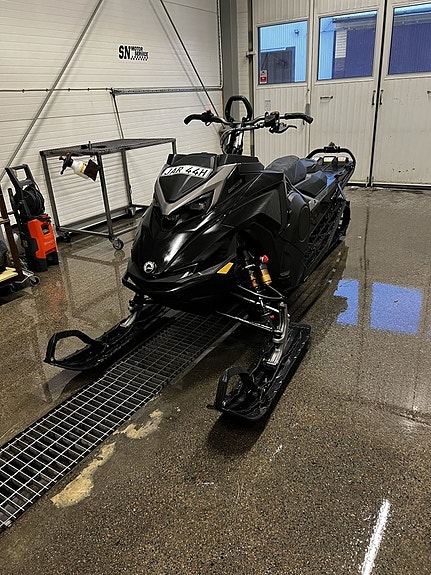 Lynx Shredder RE3700 850 Turbo R 10,25" Momsad