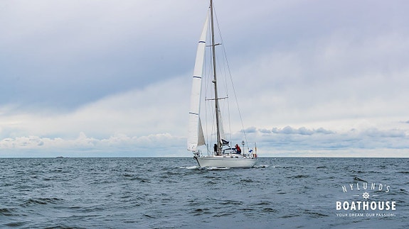 Swan 55/57 | Perkins 4M-135 - 120 hp 28 of 30