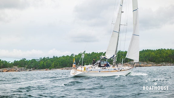 Swan 55/57 | Perkins 4M-135 - 120 hp 4 of 5