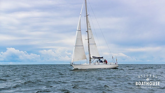 Swan 55/57 | Perkins 4M-135 - 120 hp 19 of 30