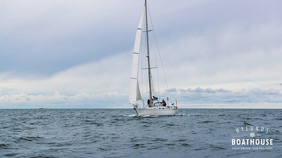 Swan 55/57 | Perkins 4M-135 - 120 hp 28 of 30